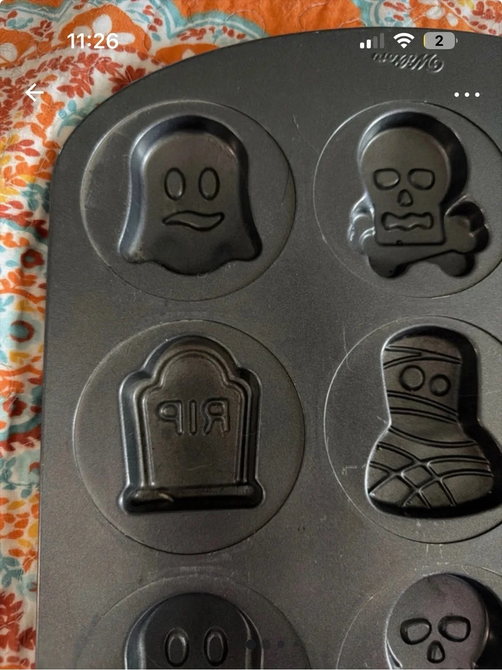 Wilton Halloween Character Muffin Pan
